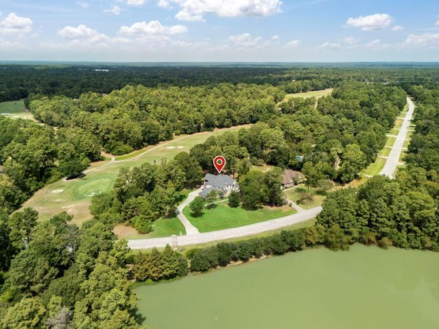 10311 Clubhouse Cir — Lake Windcrest 05