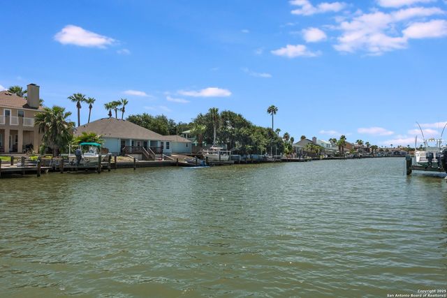 474 Bayside — Island Moorings