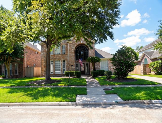7302 Emerald Glen Dr — Greatwood Glen Sec 1