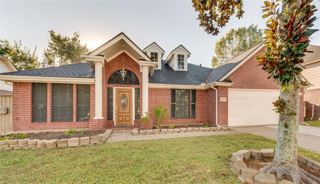 2311 Piney Woods Dr — Dixie Woods Sec 1&2&3 Ph1-Ph2