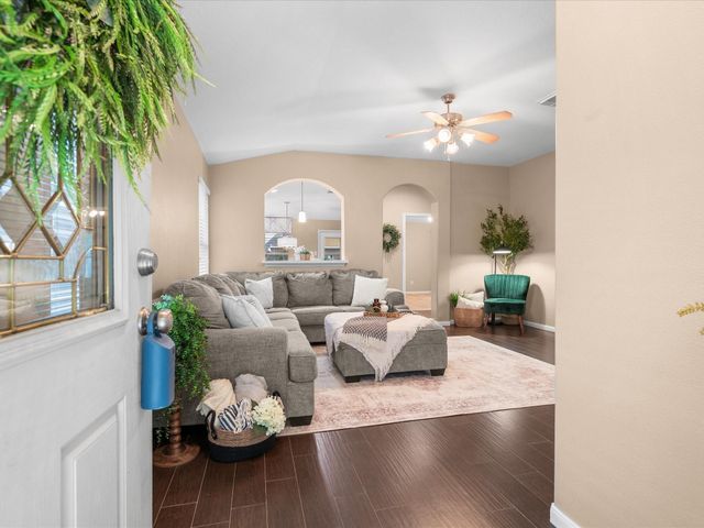 21639 Falvel Lake Dr — Meadow Hill Run