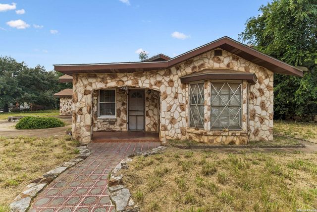 149 S Woodlawn St — OUT/FRIO