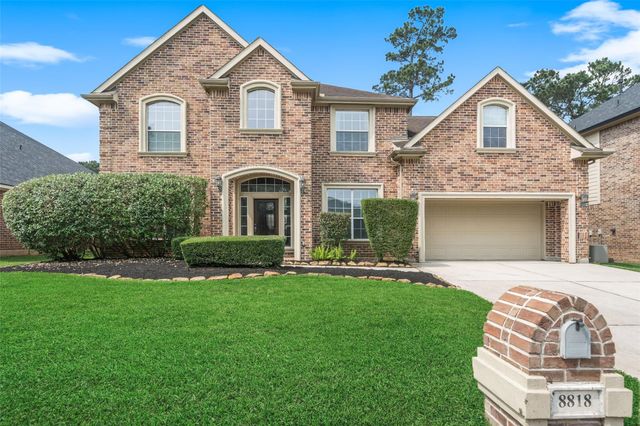 8818 Silver Yacht Dr — Walden On Lake Houston