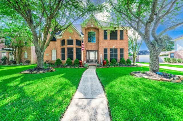 2807 Canyon Dr — Cambridge Cove At Silverlake