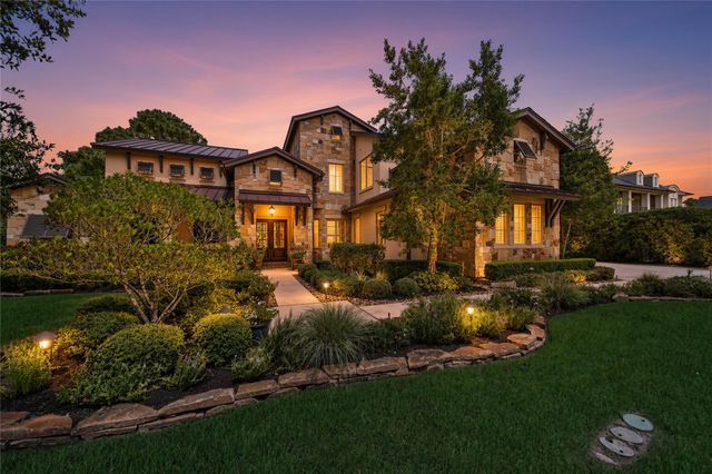 12718 Hunters Canyon Ln — Great Oaks Estates