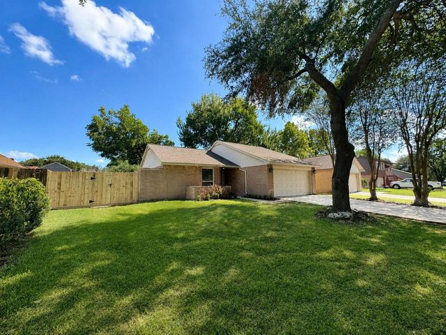 2703 Northern Dr — The Landing