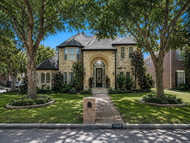 1430 Stependale Dr — Nottingham Cntry Sec 08 Pt