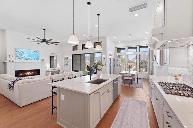 20222 Palomar Pointe Dr — Dunham Pointe