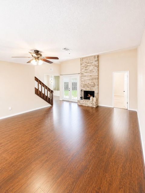 2239 Highland Hills Dr — The Highlands Sec 2