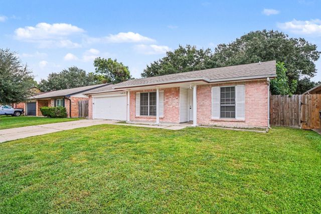10419 Gulfstream Ln — Townewest Sec 2