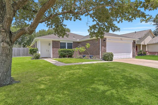 3115 Berryfield Ln — River Mist Sec 1&2