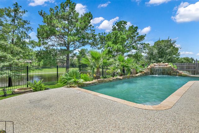 22503 Grassnook Dr — Inverness Estates