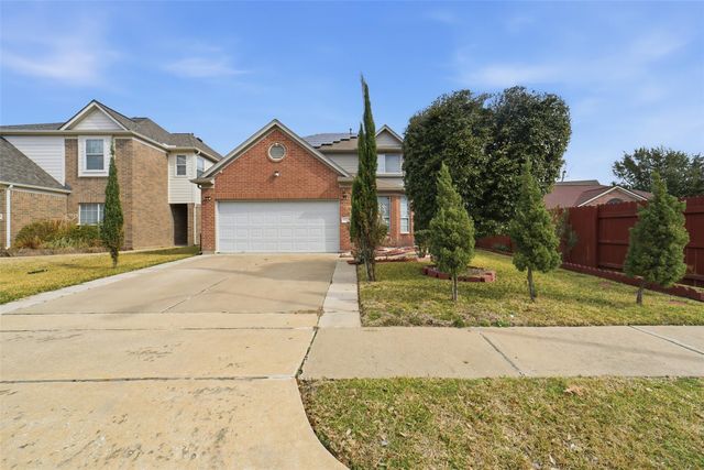 19614 Jackson Brook Way — Villages/Cypress Lakes Sec 11