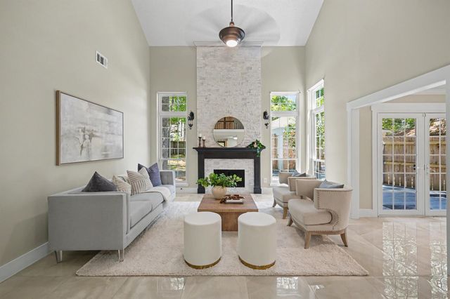 98 Breezy Point Pl — Wdlnds Village Indian Sprg 01