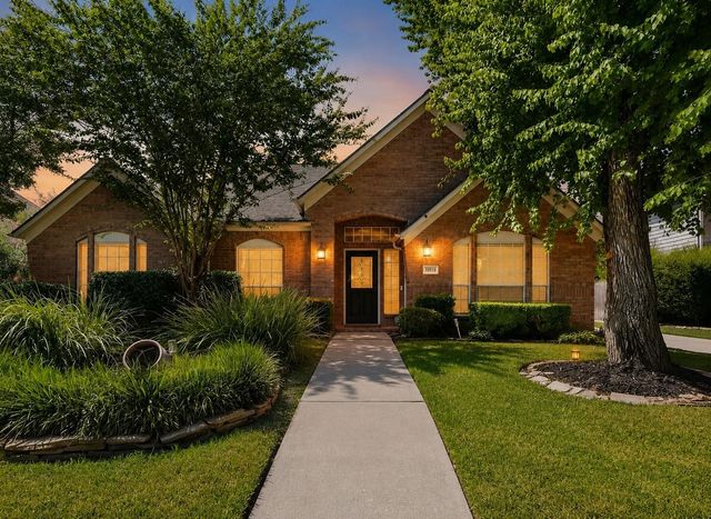 11515 Brown Trl — Lakewood Grove Sec 03