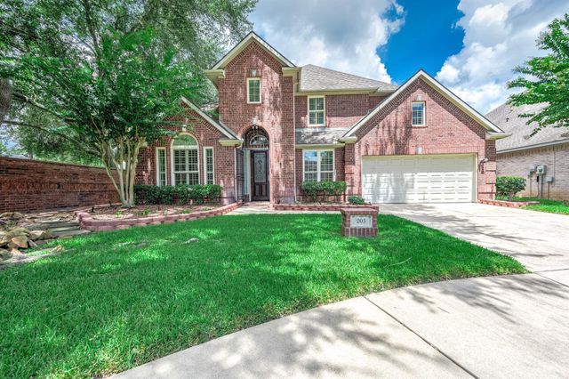 203 Bay Bridge Dr — Baybridge At Sugar Lakes