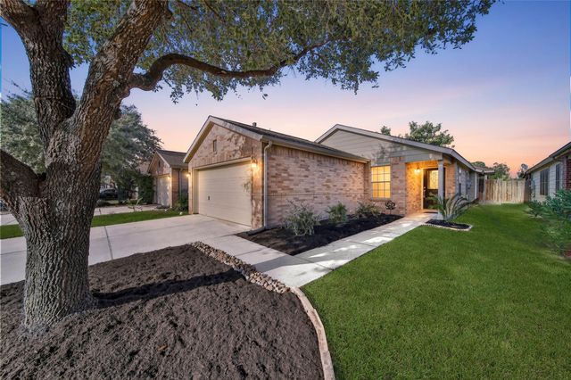 22126 Orchard Dale Dr — Forest Rdg Sec 01