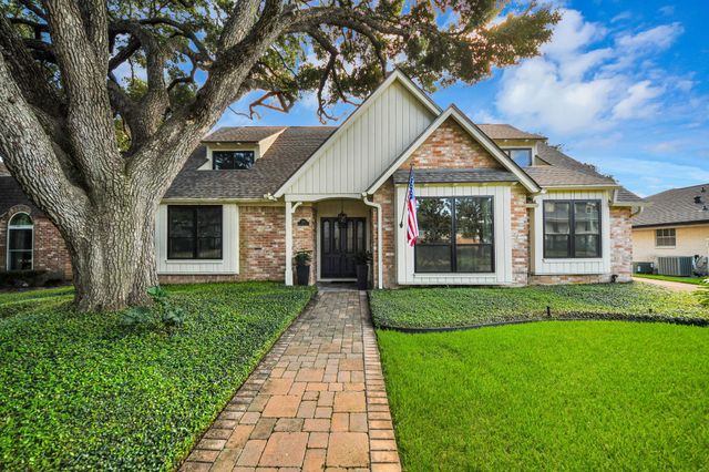 722 Chevy Chase Cir — Sugar Creek