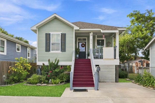 4614 AVENUE L — RESURVEY