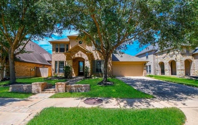 18434 N Settlers Shore Dr — Shores Sec 4