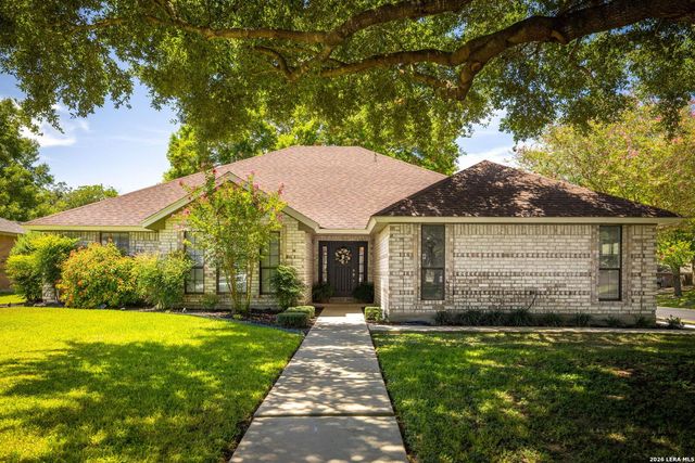 104 Bosque — LAS BRISAS