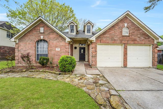 11610 Oak Lake Park Dr — Oak Lake Estates Sec 2