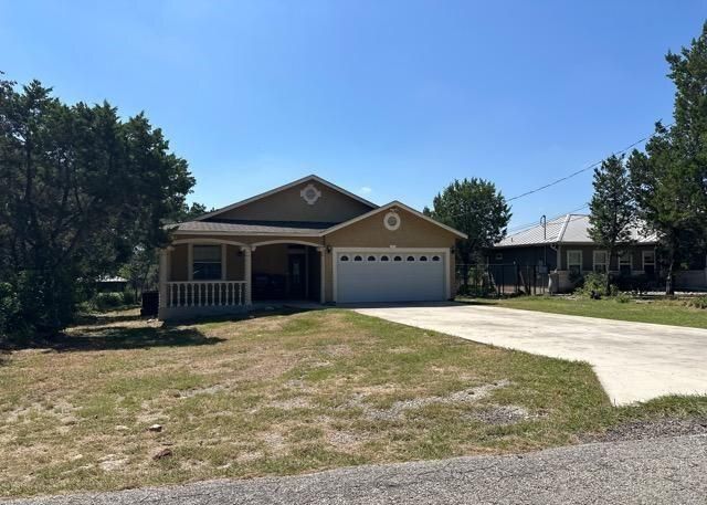 1966 Lakeview Dr — Canyon Lake Hills 2