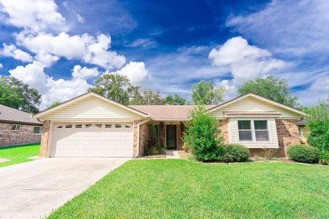 5105 Apple Springs Dr — Corrigan Pearland