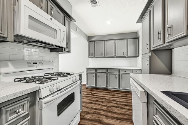 2509 Pearland Ave — Pearland