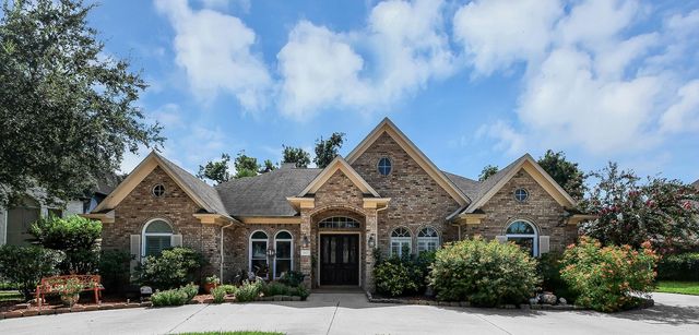 2627 Old South Dr — Pecan Grove Plantation