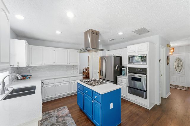 42 Fire Flicker Pl — Wdlnds Village Indian Sprg
