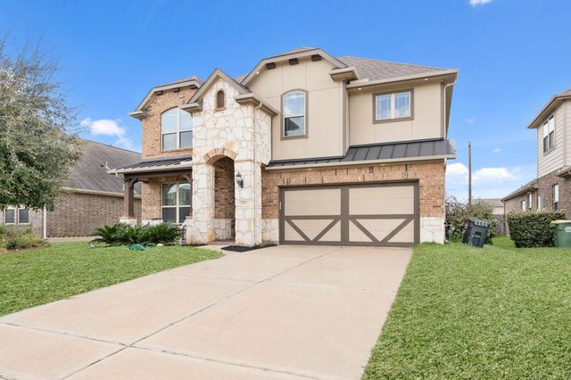 2710 Park Crossing — Province Village Residential