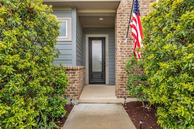 18635 Adventurous Way — Bridgeland Parkland Village