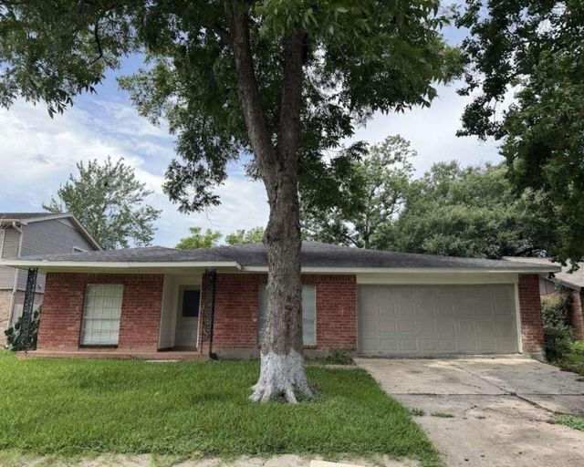 10422 Cedartowne Ln — Townewest Sec 1