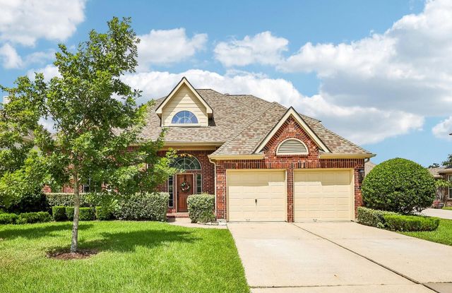 3914 Conroe Lake Ct — Towne Lake Estates