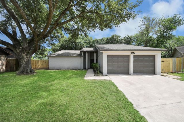 1019 Summers Dr — Hunters Glen Sec 1