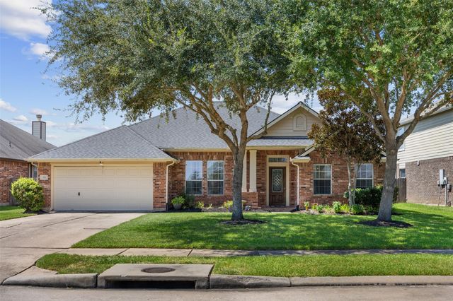 914 Fort Hill Ln — Bonbrook Plantation South Sec 2