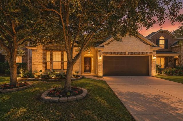 8619 Debbie Terrace Dr — College Park West