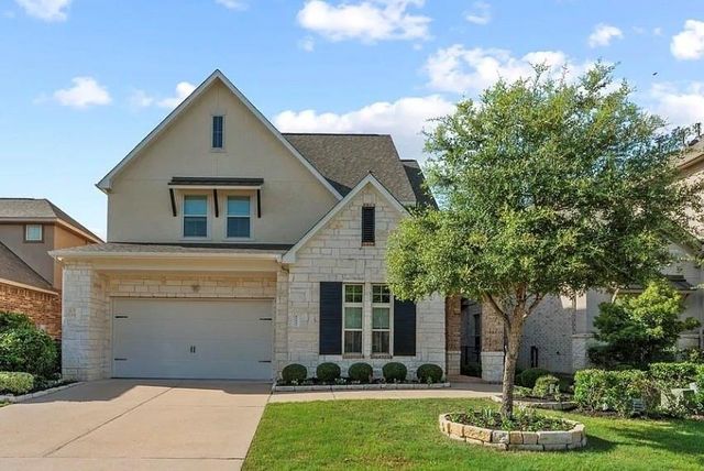 17922 Olde Oaks Estate Ct — Towne Lake