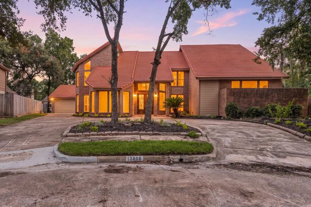 13806 Wilde Forest Ct — Sugarmill