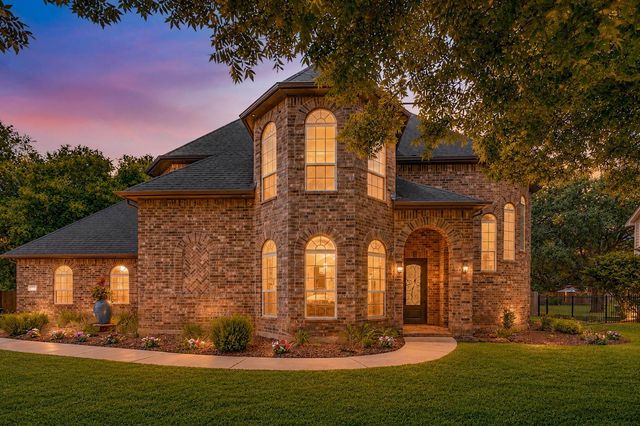5327 Whitmore St — Weston Lakes