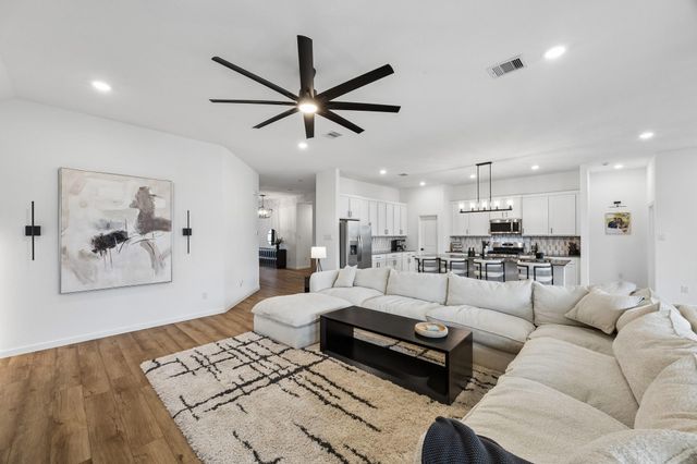 2118 Cottage Bridge Rd — Samara