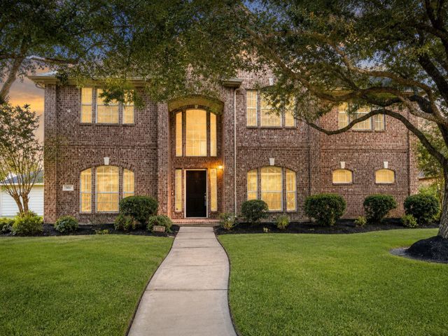 501 Falcon Lake Dr — Lakes Of Falcon Ridge