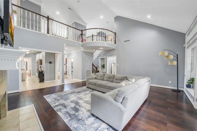402 Lakeside Blvd — Sugar Creek Sec 34