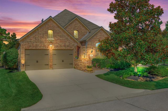 11 Almondell Ct — The Woodlands Sterling Ridge
