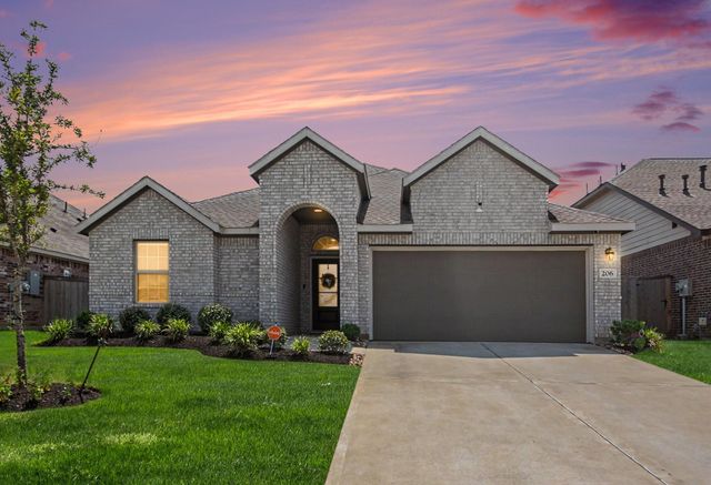 206 Augustine Way — Magnolia Ridge