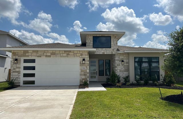 1816 Drover Ln — Hallimore Ranch