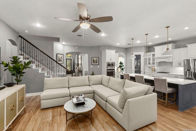 8113 HYACINTH TRCE — FALLBROOK - BEXAR COUNTY