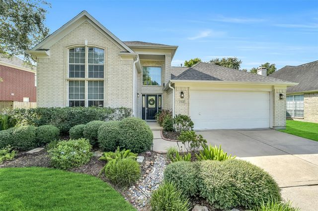 6702 Springcrest Dr — Greatwood Knoll