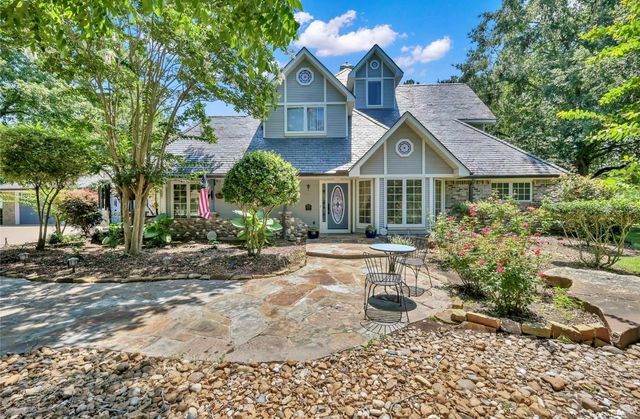 26414 Pin Oak Dr — Rustic Oaks